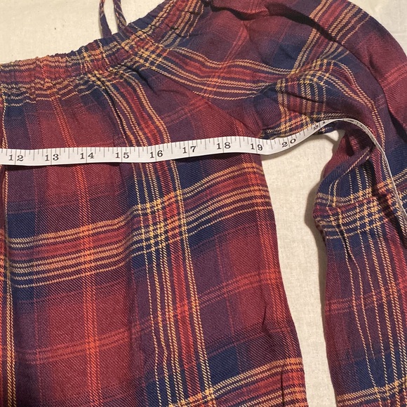 Anthropologie Cloth and Stone Homestead Plaid Off The Shoulder Top - Picture 9 of 14
